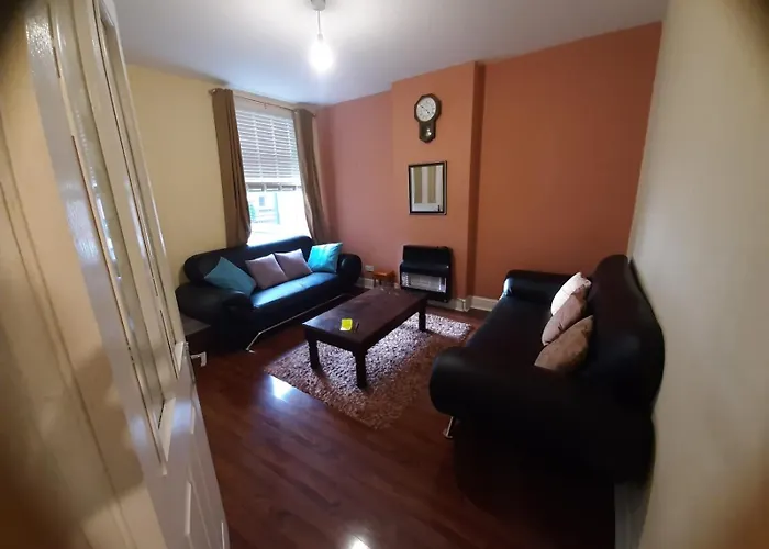 4 Bedroom Holiday House In Lenton